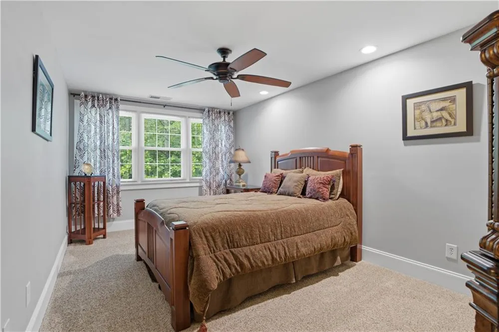 29 Crolley Lane White, GA 30184