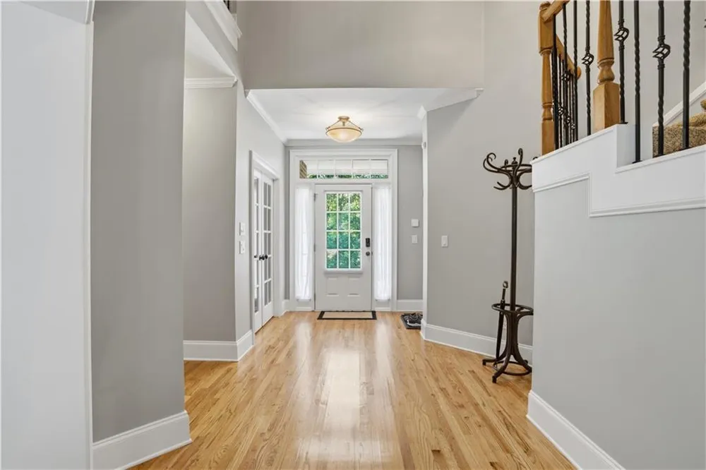 29 Crolley Lane White, GA 30184