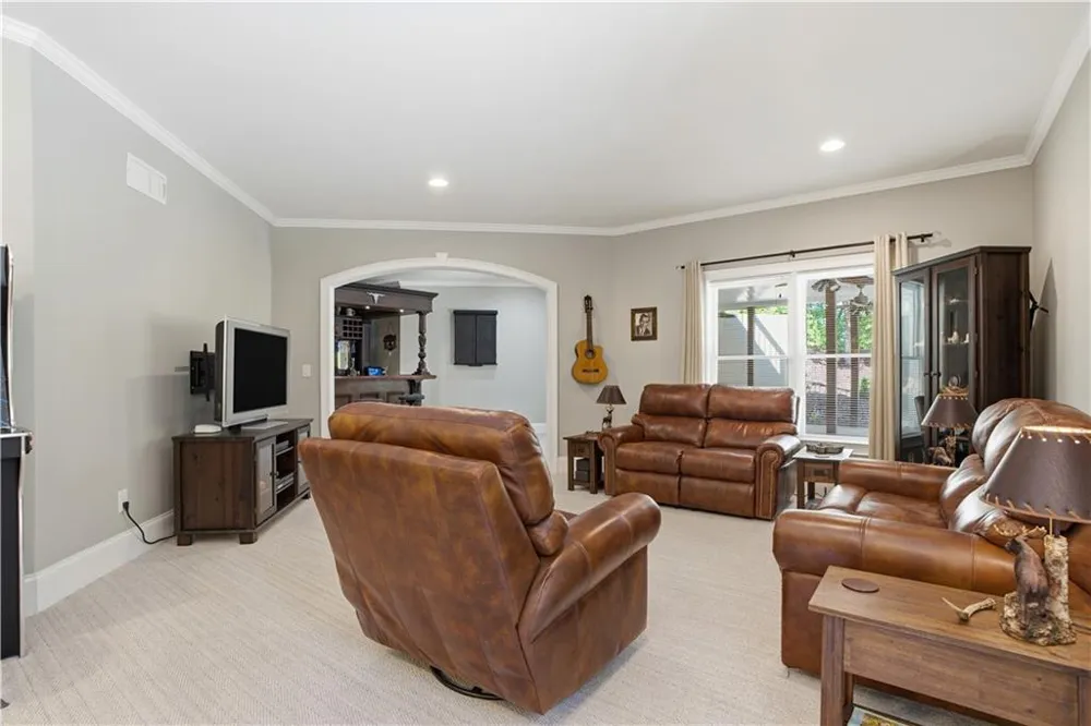 29 Crolley Lane White, GA 30184