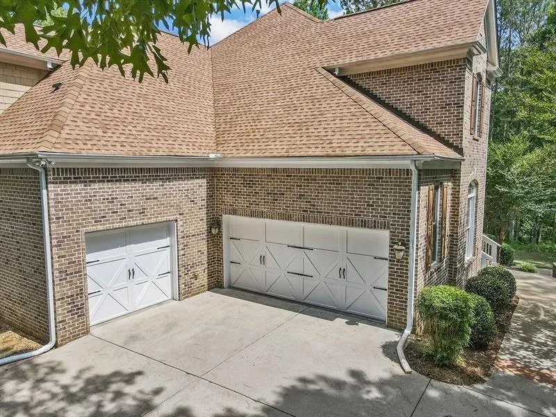 29 Crolley Lane White, GA 30184