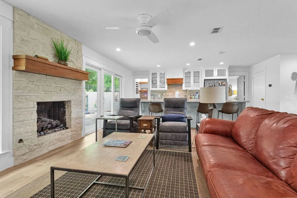 255 Hideaway  Lane Central Hideaway, TX 75771