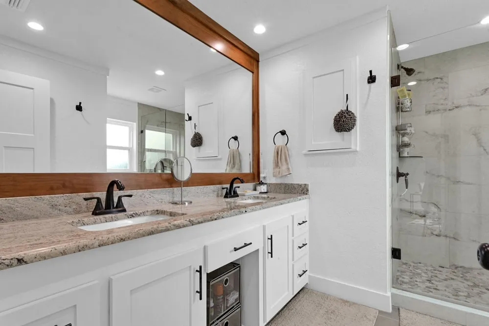 255 Hideaway  Lane Central Hideaway, TX 75771