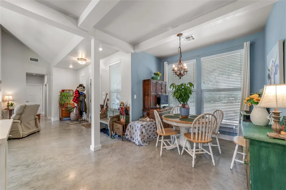 721 Northwood Hills Drive Fredericksburg, TX 78624