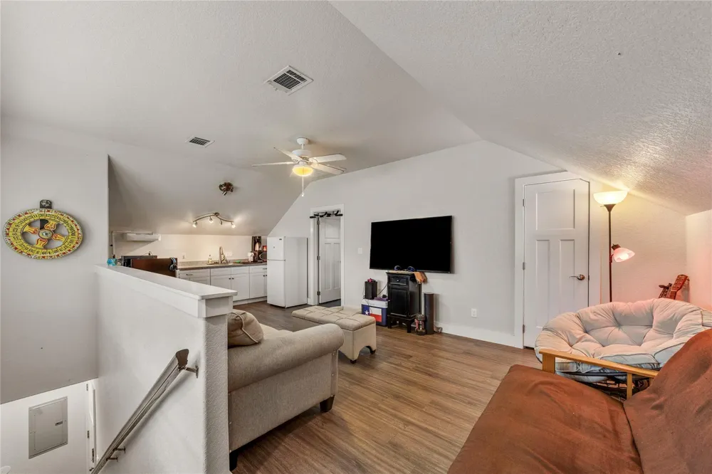 721 Northwood Hills Drive Fredericksburg, TX 78624