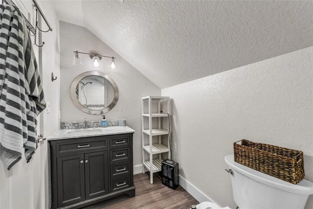 721 Northwood Hills Drive Fredericksburg, TX 78624