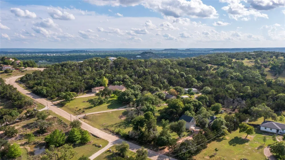 721 Northwood Hills Drive Fredericksburg, TX 78624