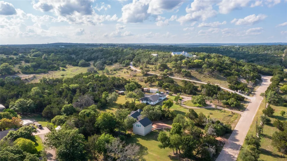 721 Northwood Hills Drive Fredericksburg, TX 78624