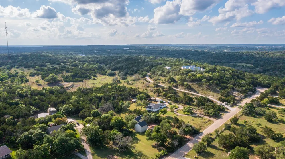 721 Northwood Hills Drive Fredericksburg, TX 78624