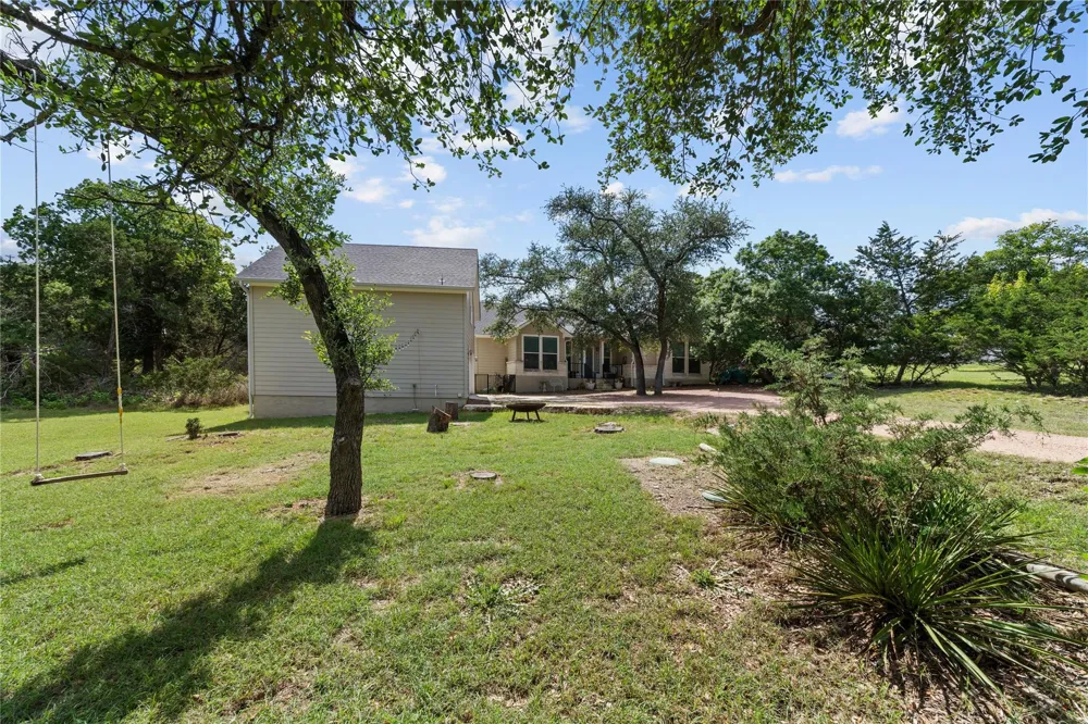 721 Northwood Hills Drive Fredericksburg, TX 78624