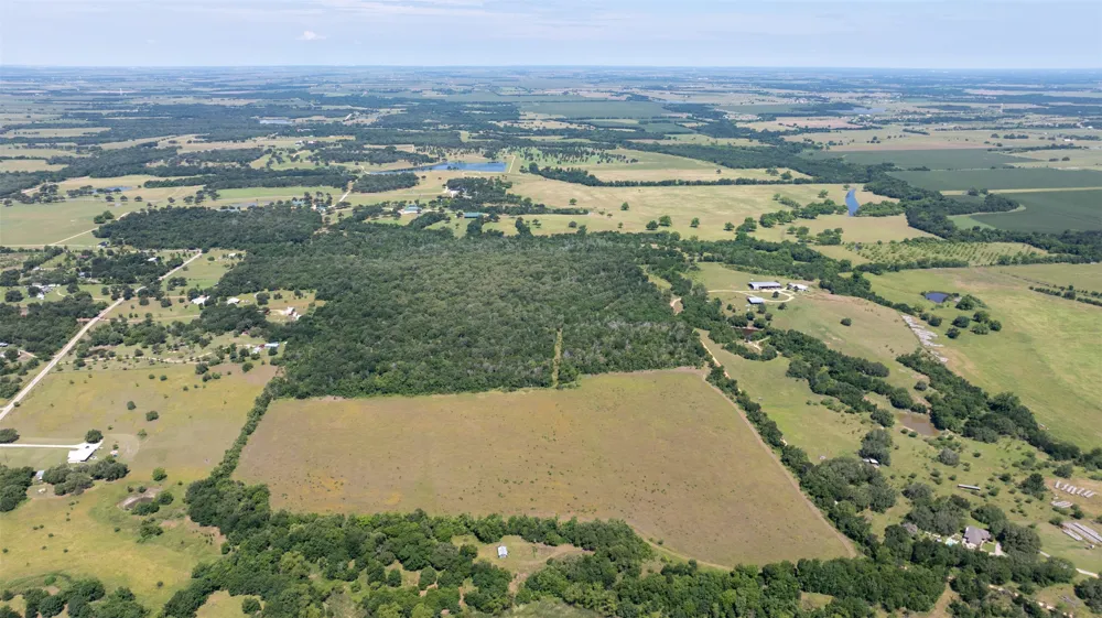 1717 County Road 402 Bartlett, TX 76511