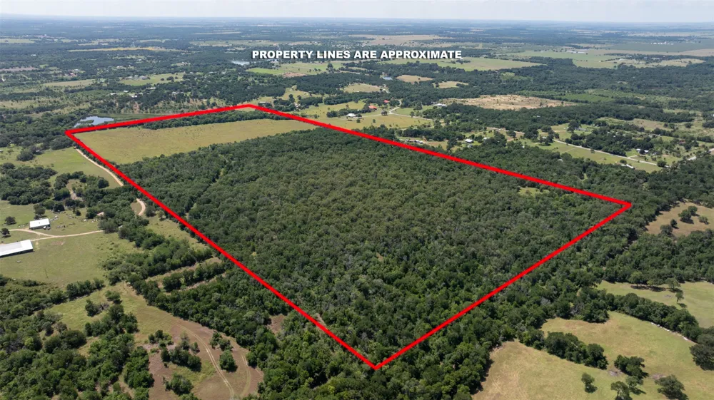 1717 County Road 402 Bartlett, TX 76511