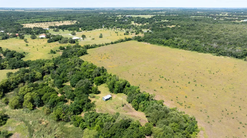 1717 County Road 402 Bartlett, TX 76511