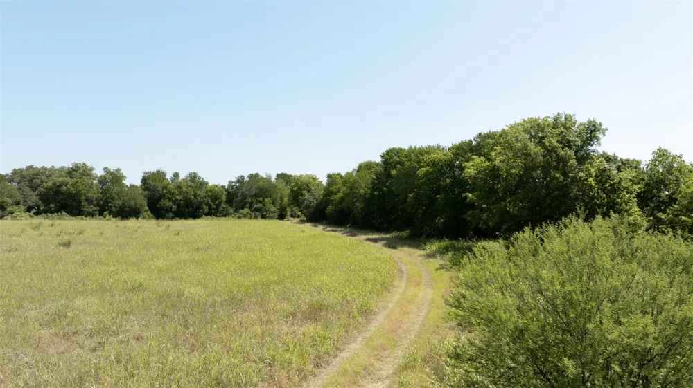 1717 County Road 402 Bartlett, TX 76511