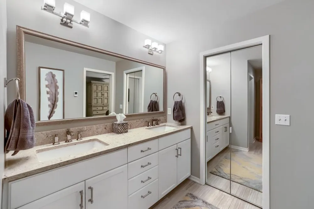 1340 Waterford Drive Golden Valley, MN 55422