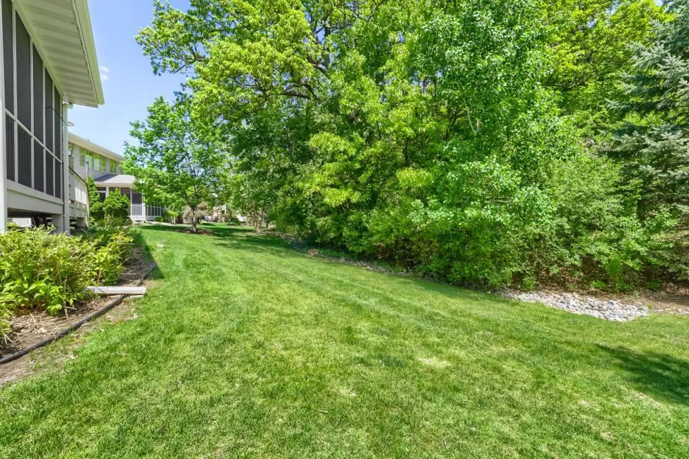 1340 Waterford Drive Golden Valley, MN 55422
