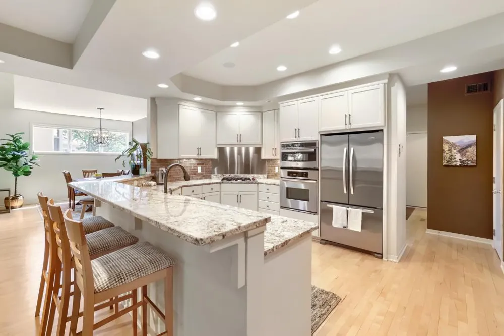 1340 Waterford Drive Golden Valley, MN 55422