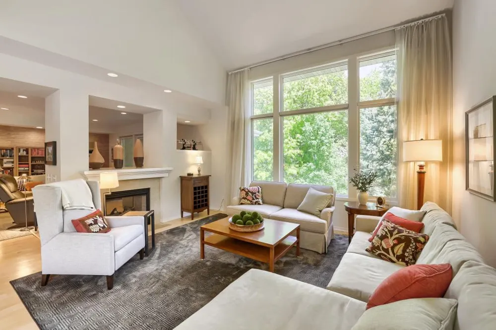 1340 Waterford Drive Golden Valley, MN 55422