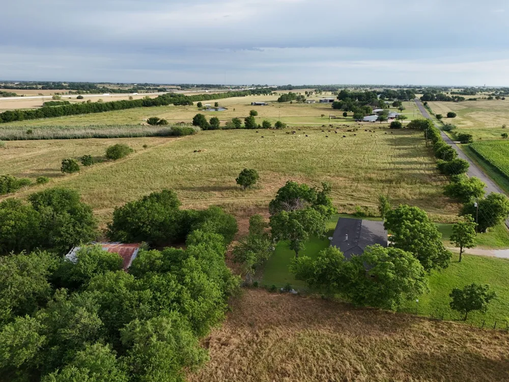 11179 Old Dallas Road West, TX 76691