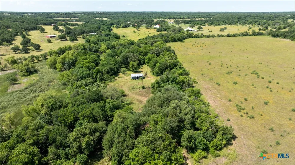 1717 County Road 402 Bartlett, TX 76511