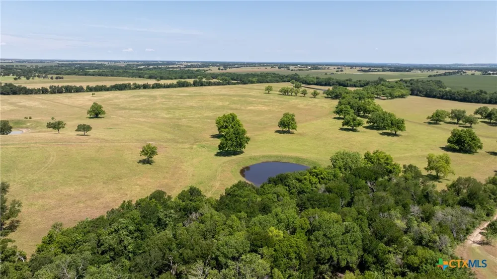 1717 County Road 402 Bartlett, TX 76511