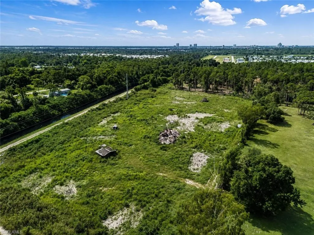 4800 Dor Lee Lane North Fort Myers, FL 33917