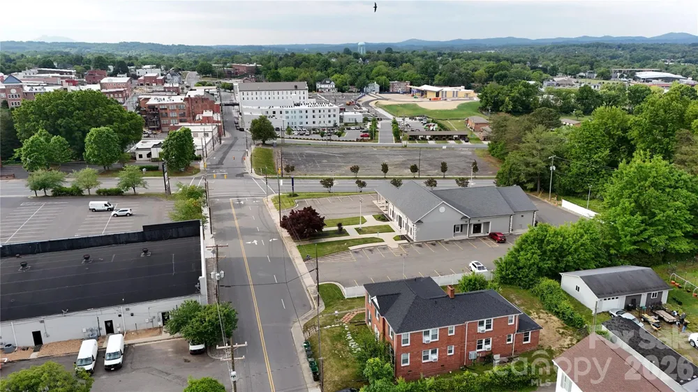 517 Willow Street Mount Airy, NC 27030
