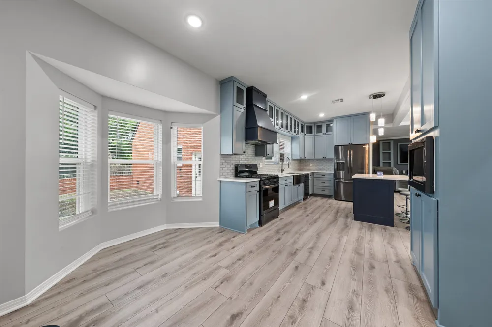 700 Jackson McGregor, TX 76657