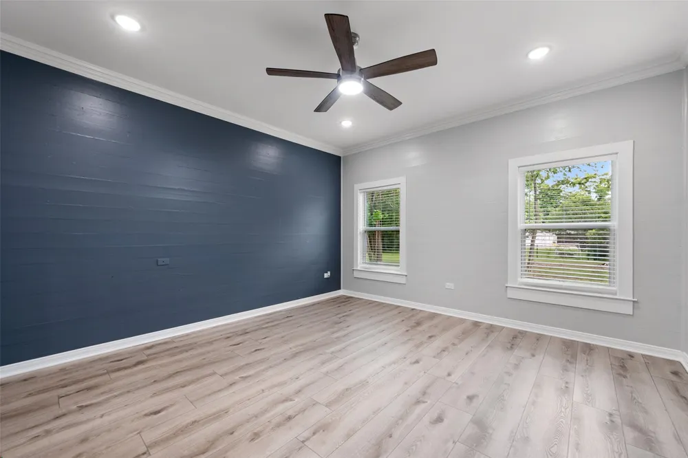 700 Jackson McGregor, TX 76657