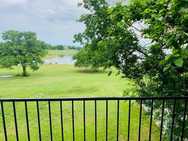 922 Cove Trail Little Elm, TX 75068