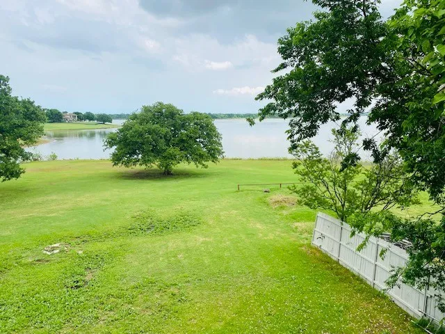 922 Cove Trail Little Elm, TX 75068