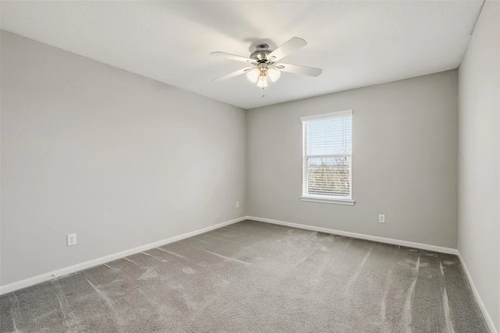 8530 E Highlands Crossing Highlands, TX 77562