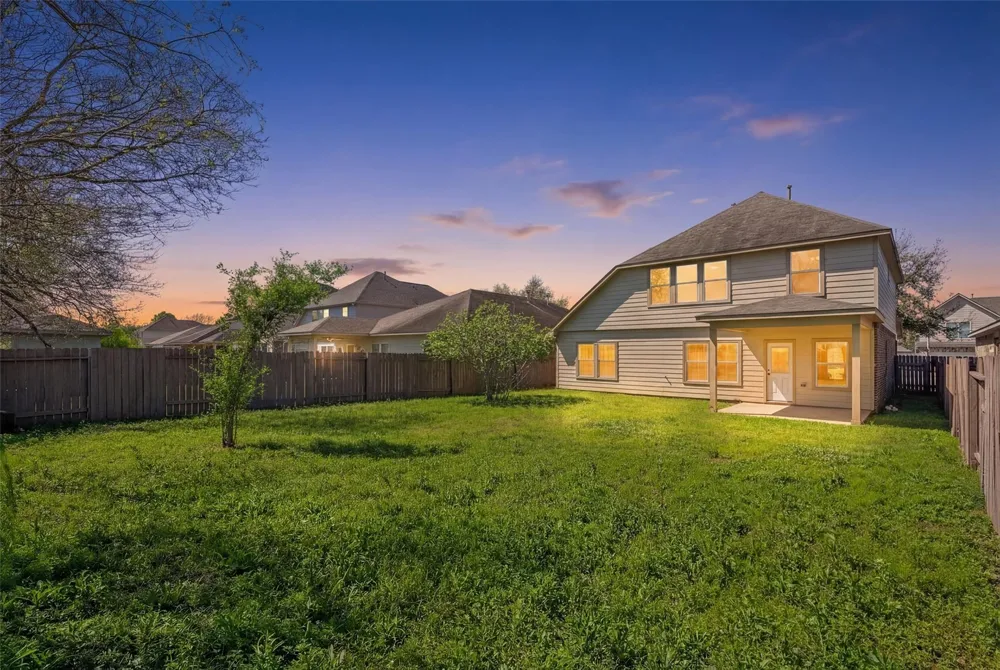8530 E Highlands Crossing Highlands, TX 77562