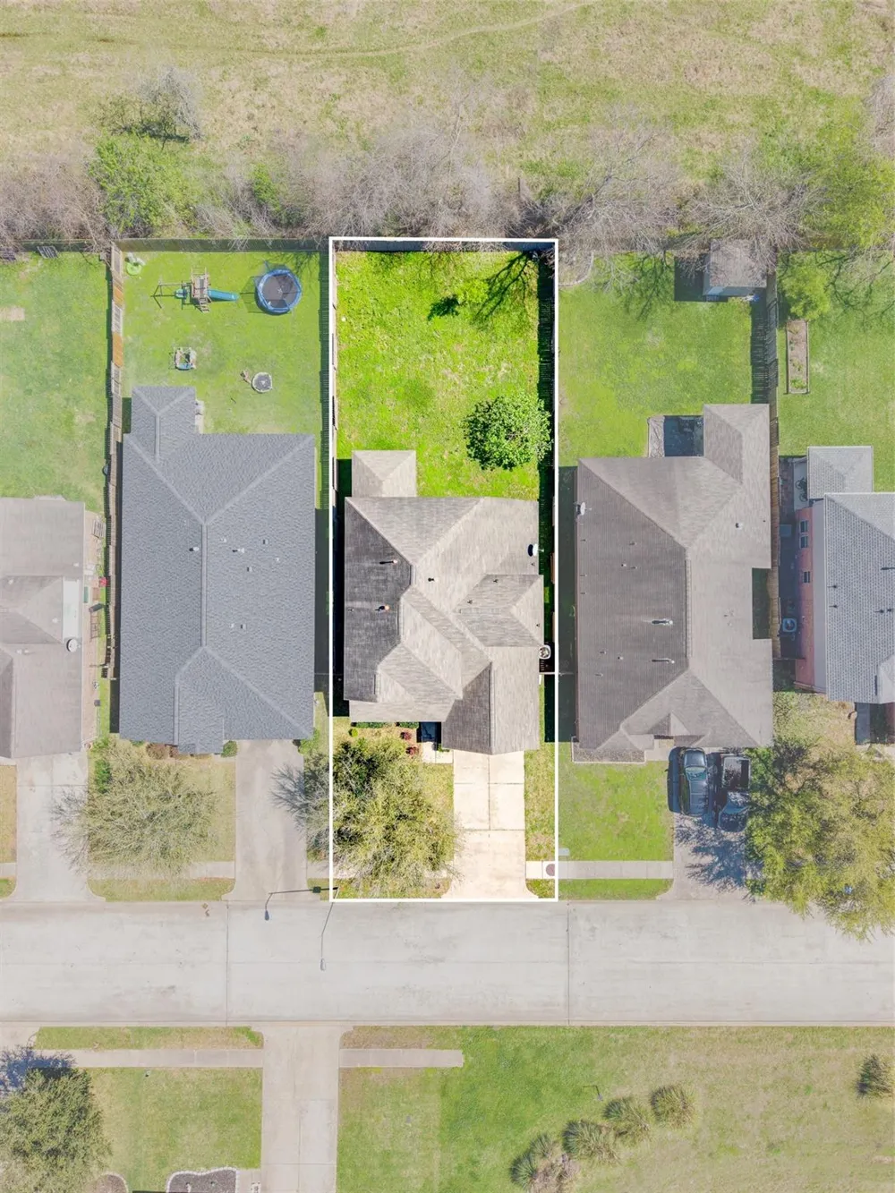 8530 E Highlands Crossing Highlands, TX 77562