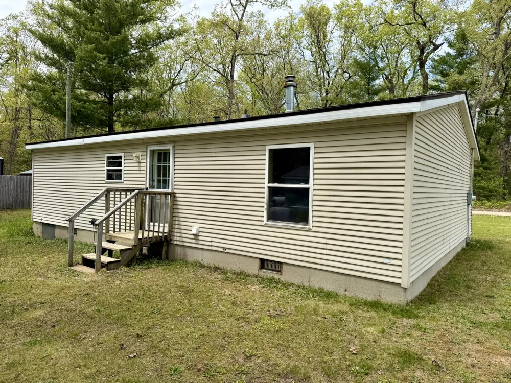 8239 W Hemlock Avenue Lake Township, MI 49304
