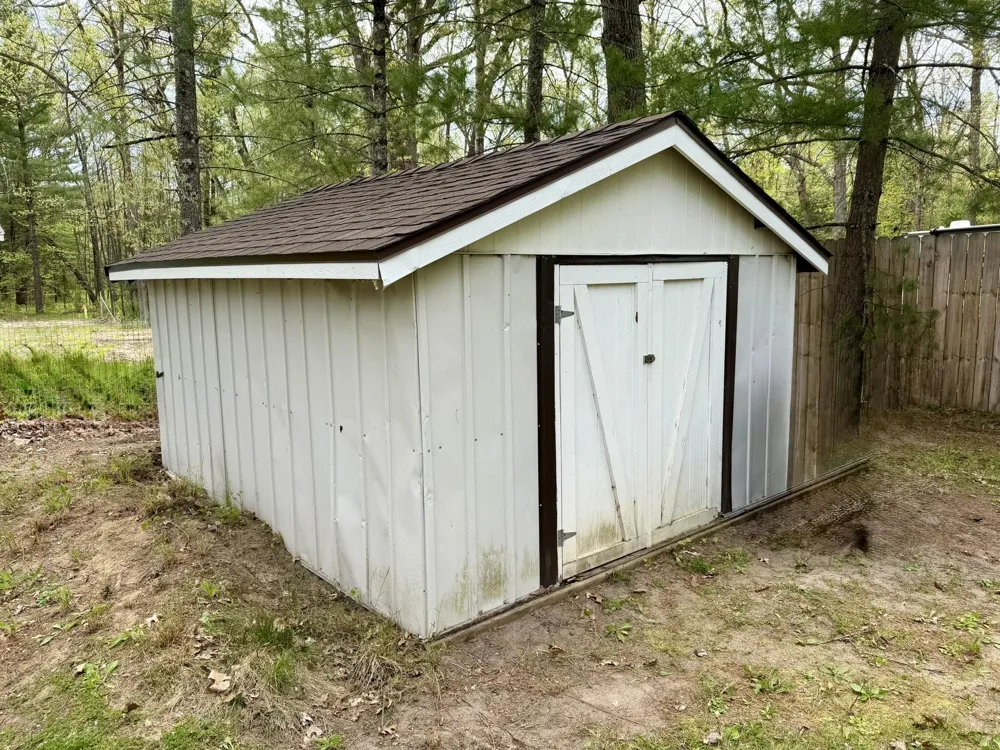 8239 W Hemlock Avenue Lake Township, MI 49304