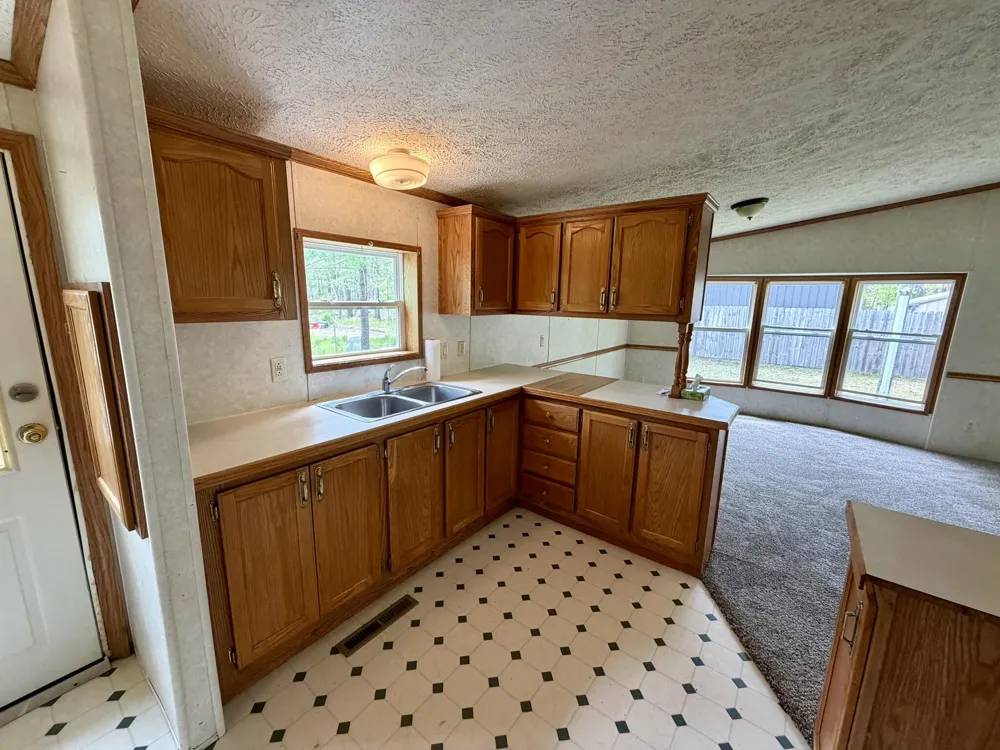 8239 W Hemlock Avenue Lake Township, MI 49304