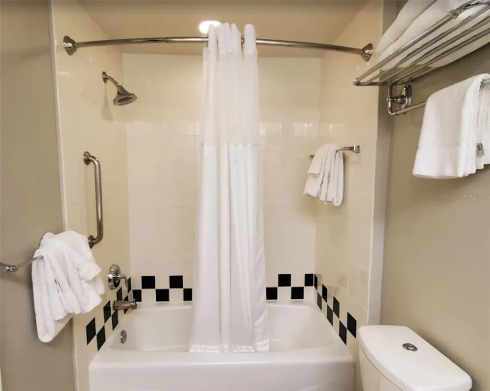 71 S OCEAN AVENUE #8708 Palm Beach Shores, FL 33404