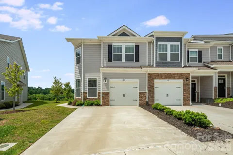 124 Creekview Road