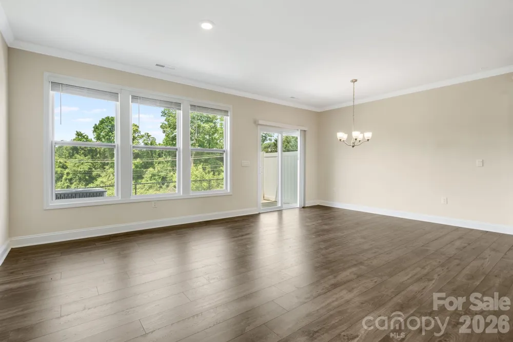 124 Creekview Road Hendersonville, NC 28791