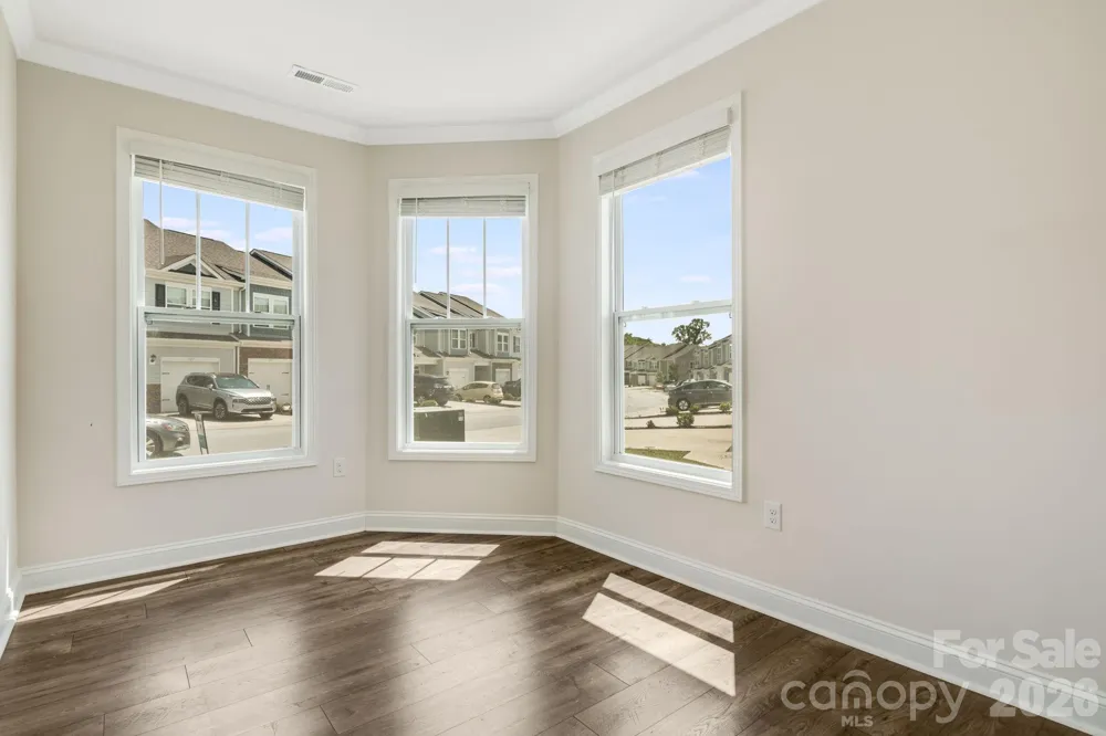 124 Creekview Road Hendersonville, NC 28791