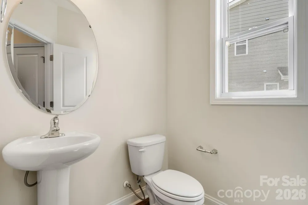 124 Creekview Road Hendersonville, NC 28791