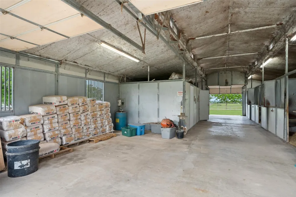119 Fm 1891 Shiner, TX 77984