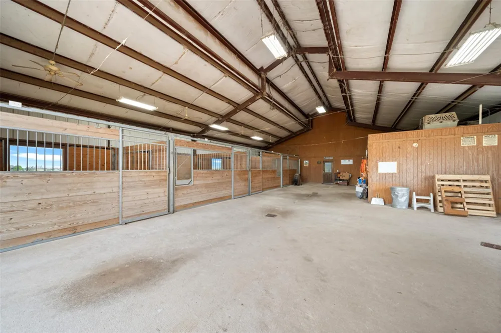 119 Fm 1891 Shiner, TX 77984