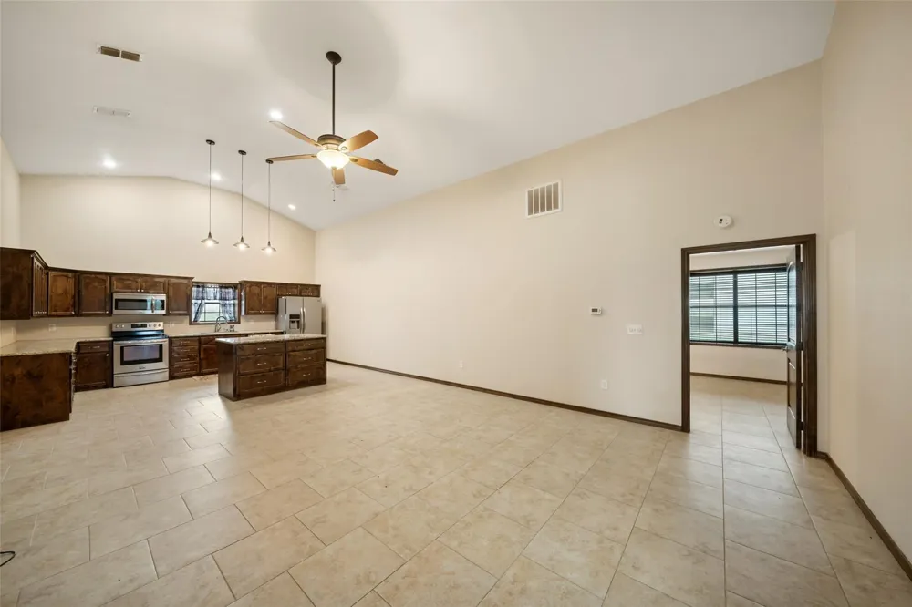 119 Fm 1891 Shiner, TX 77984