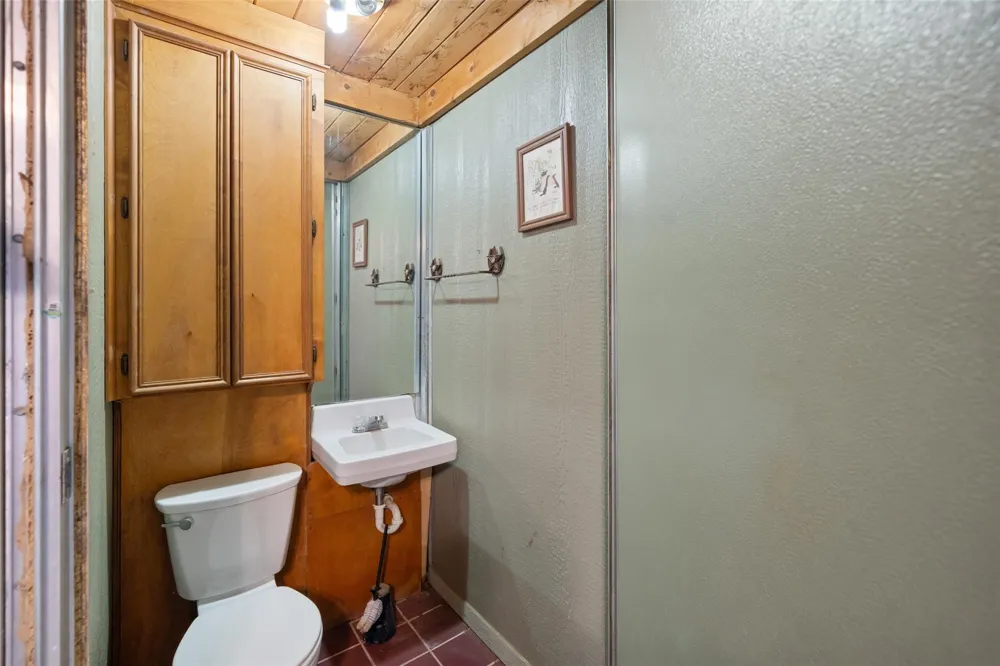 119 Fm 1891 Shiner, TX 77984