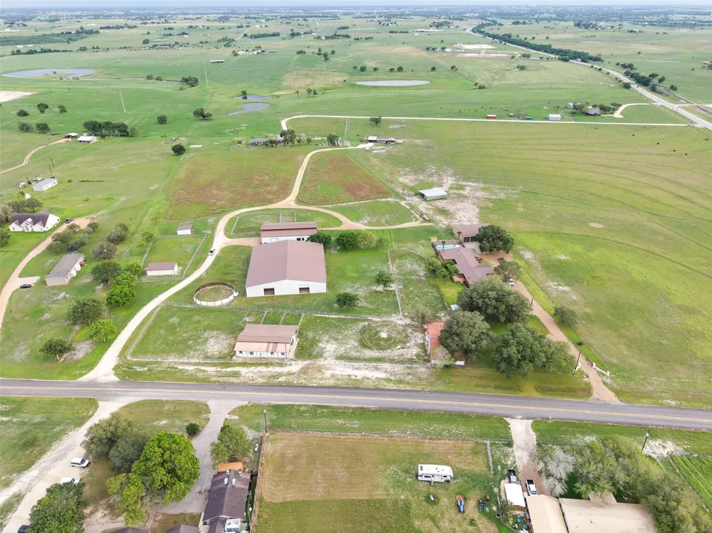 119 Fm 1891 Shiner, TX 77984