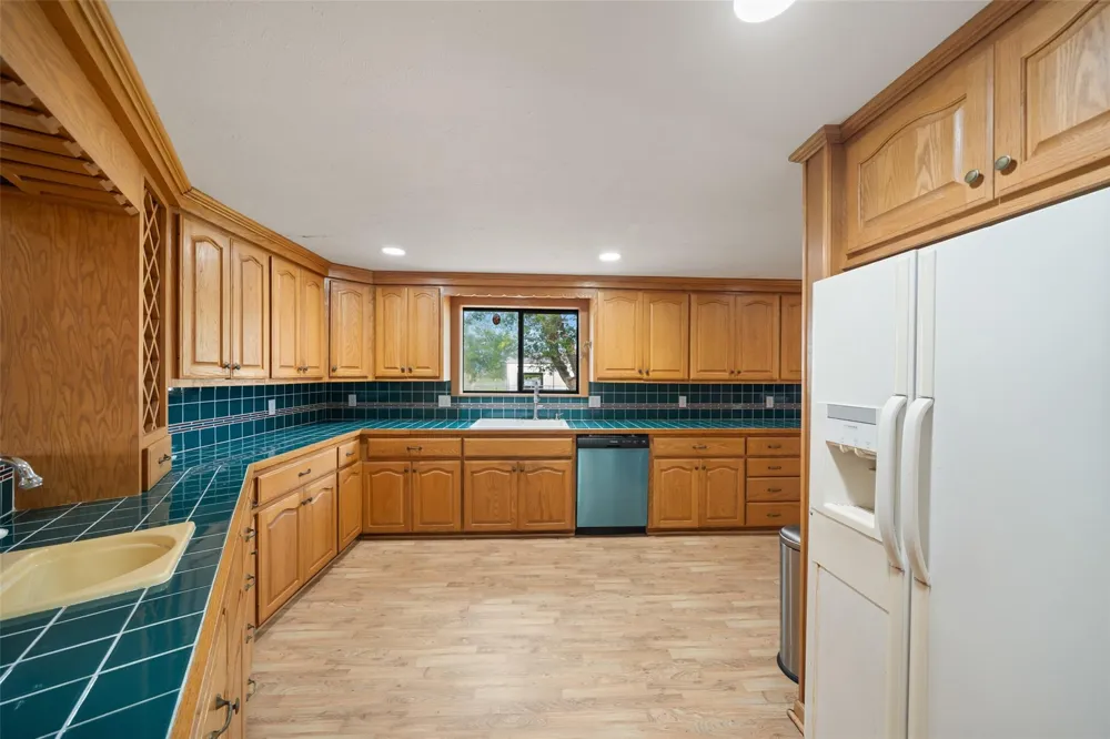 119 Fm 1891 Shiner, TX 77984