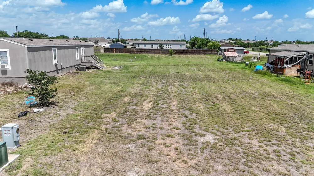 1120 Rustler Pass Kyle, TX 78640
