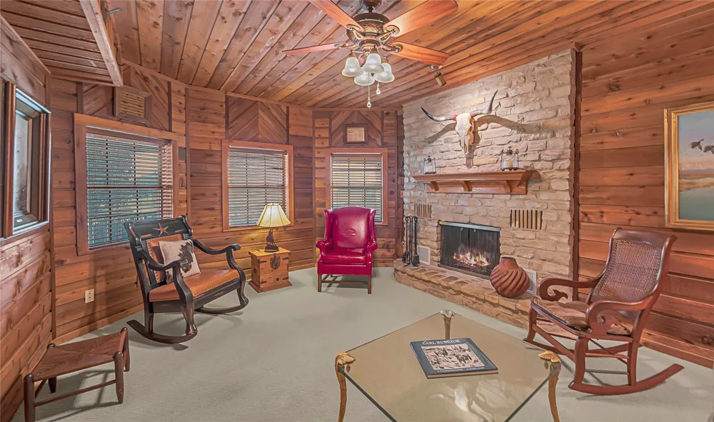 8356 FM 219 Clifton, TX 76634