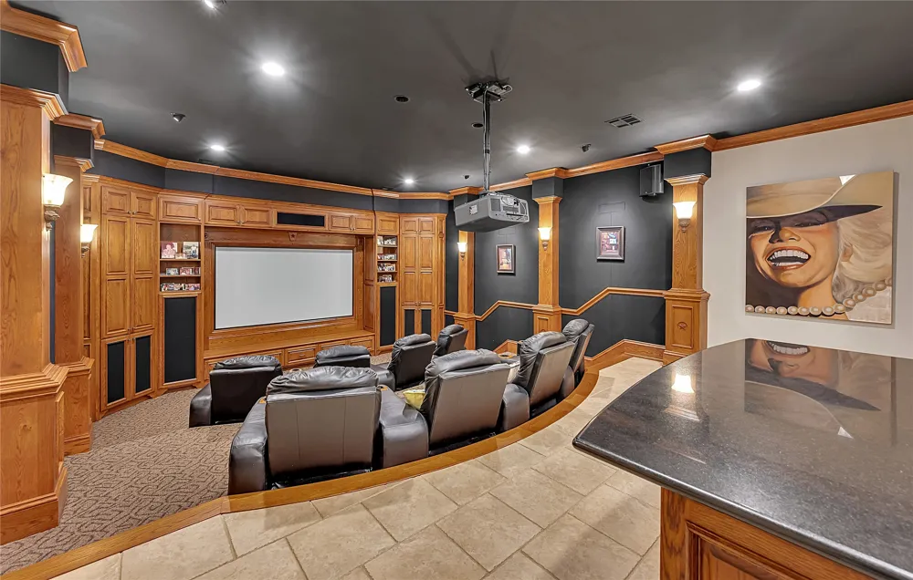 8356 FM 219 Clifton, TX 76634